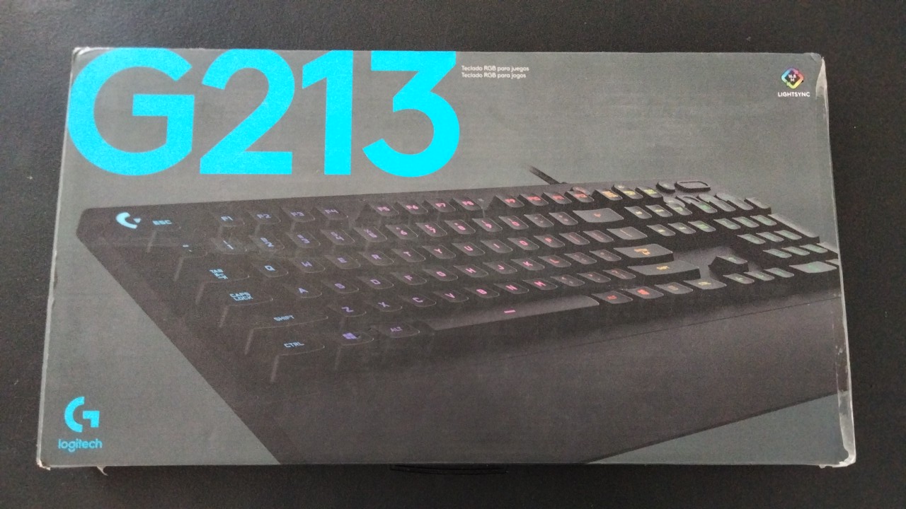 Teclado RGB (Logitech G213)